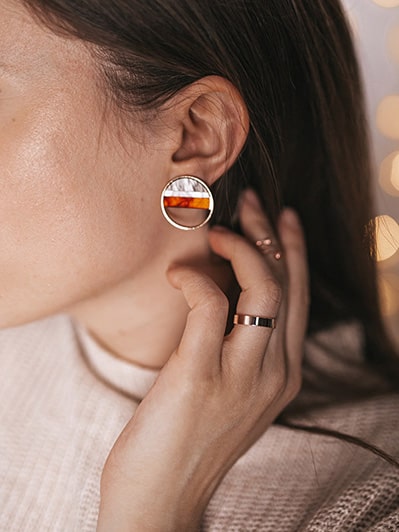 Round diamond ear ring