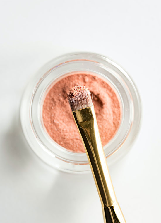 Red lipistics criastal fibar