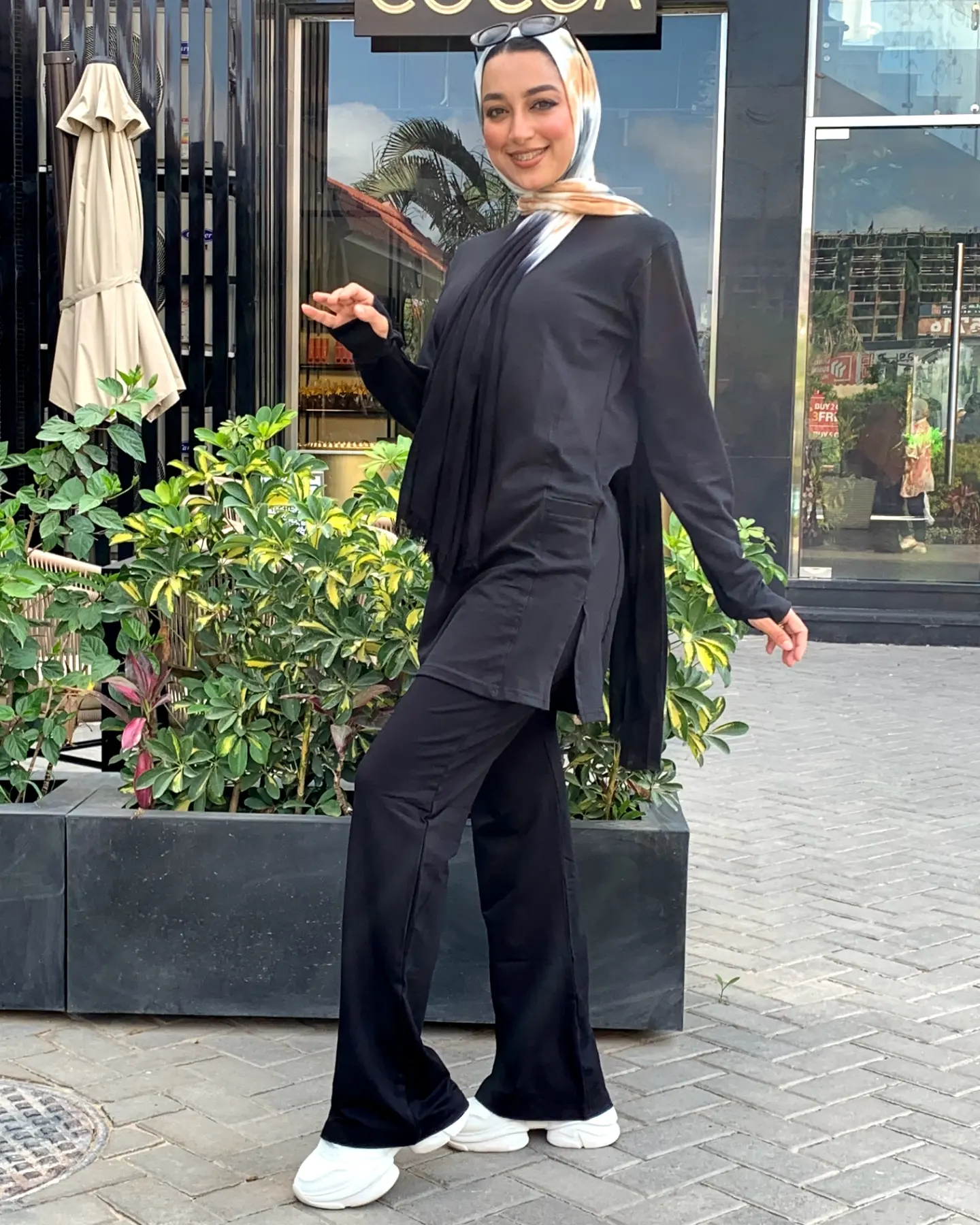 black tshirt tall suit - Image 2